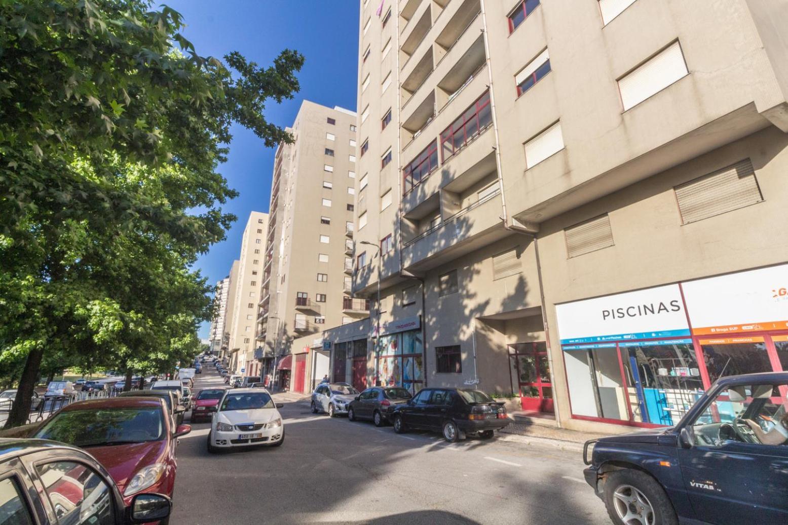 Feliciano Ramos 1 - T4 Familiar Perto Do Centro Da Cidade - บรากา ภายนอก รูปภาพ